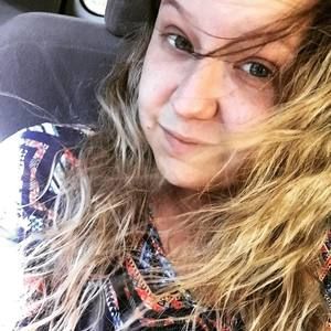 Meet your Posher, April