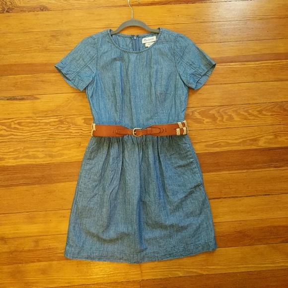 Madewell Dresses & Skirts - Madewell chambray dress