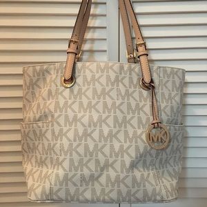 Michael Kors Tote