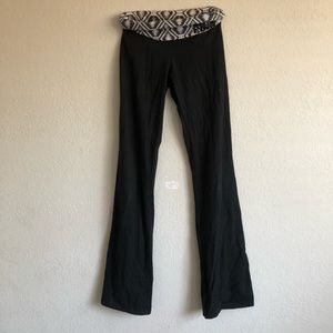 VS Pink Flared Yoga Pants