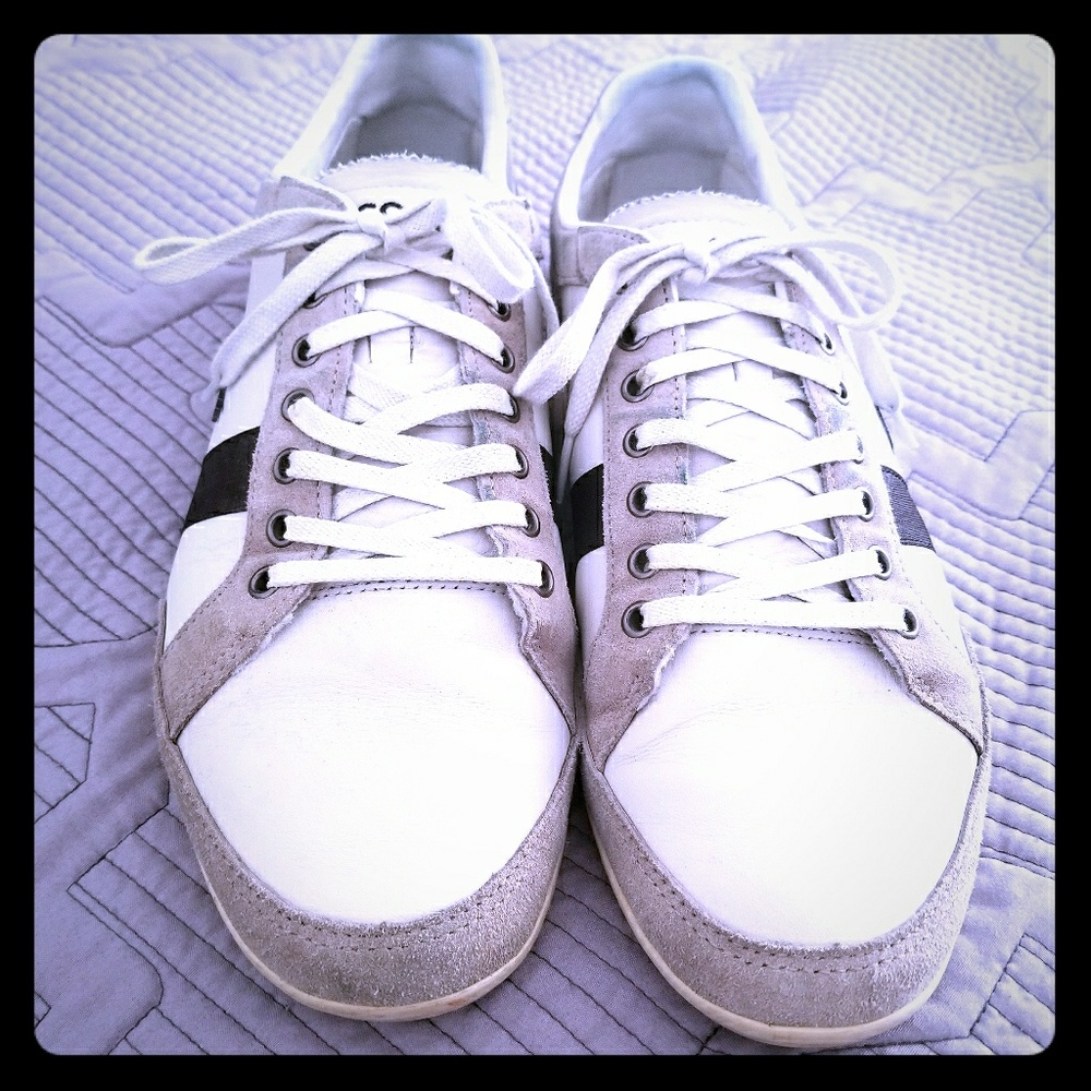 Lacoste Men's shoe