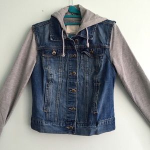 Jean jacket with sweater sleeves
