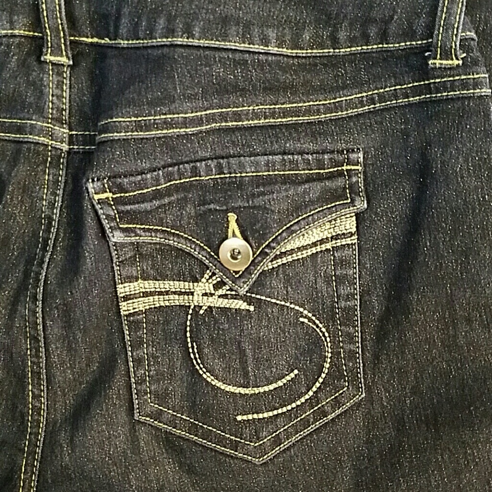 Jeans - Picture 4 of 4