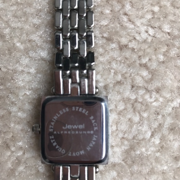 Watch - Picture 3 of 3