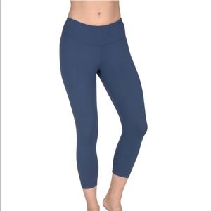 90 degree by reflex
Prove them wrong yoga capris