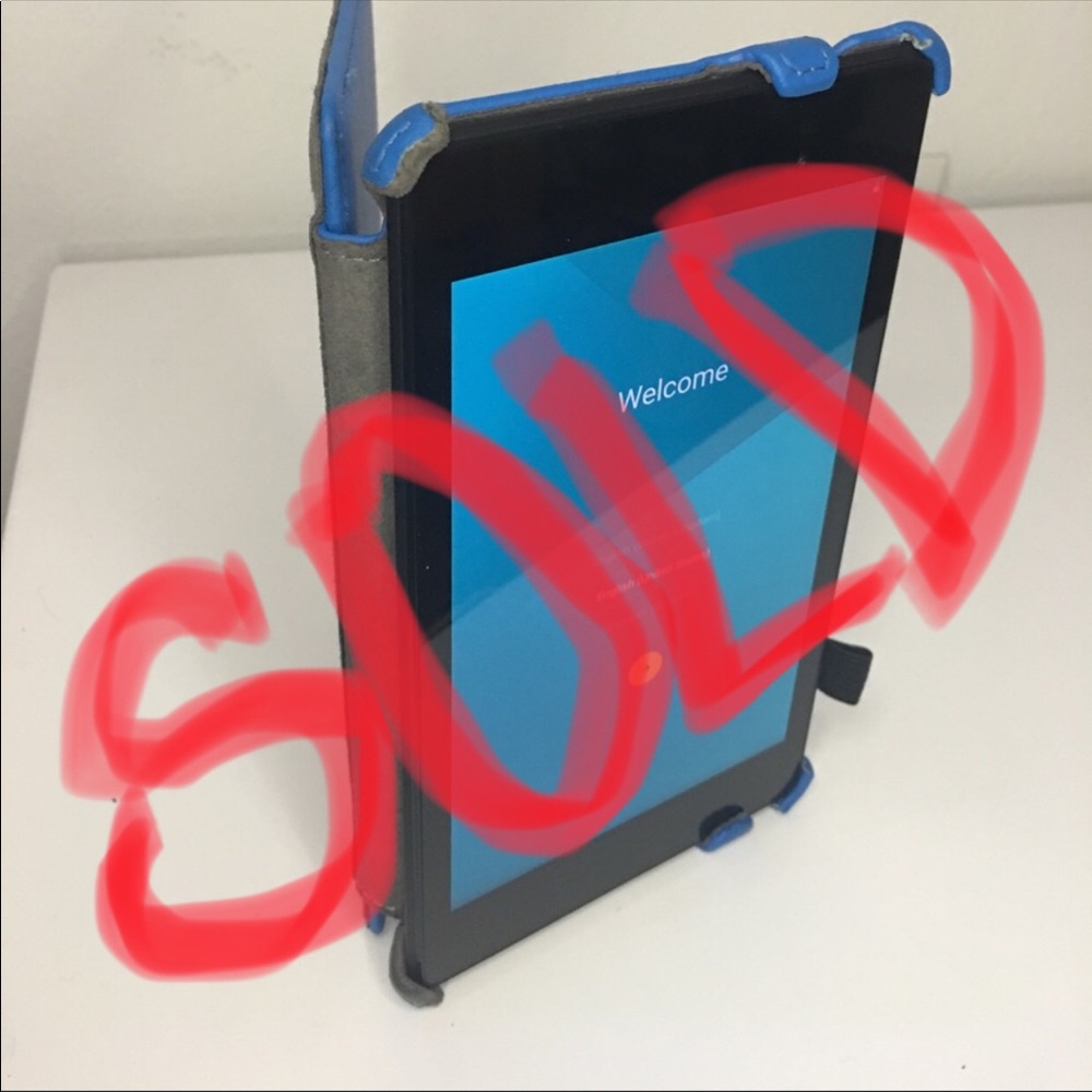NWOT Nexus 7 (2nd generation) Tablet ✨