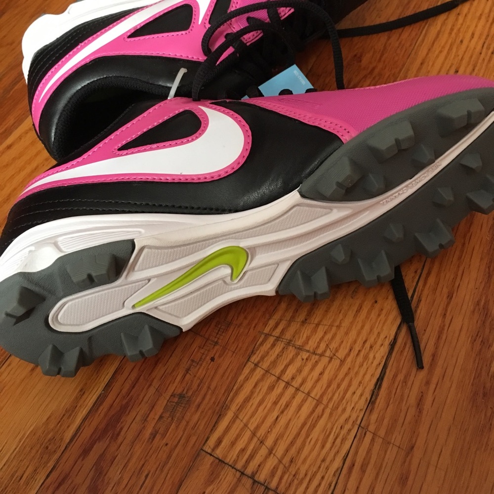 Nike softball shoes - Picture 4 of 4