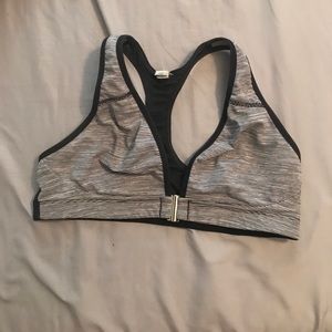Lululemon Breath of Fire Bra. Front clasp.
