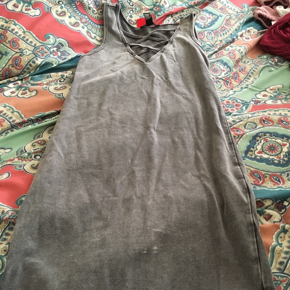 Dress - Picture 2 of 3