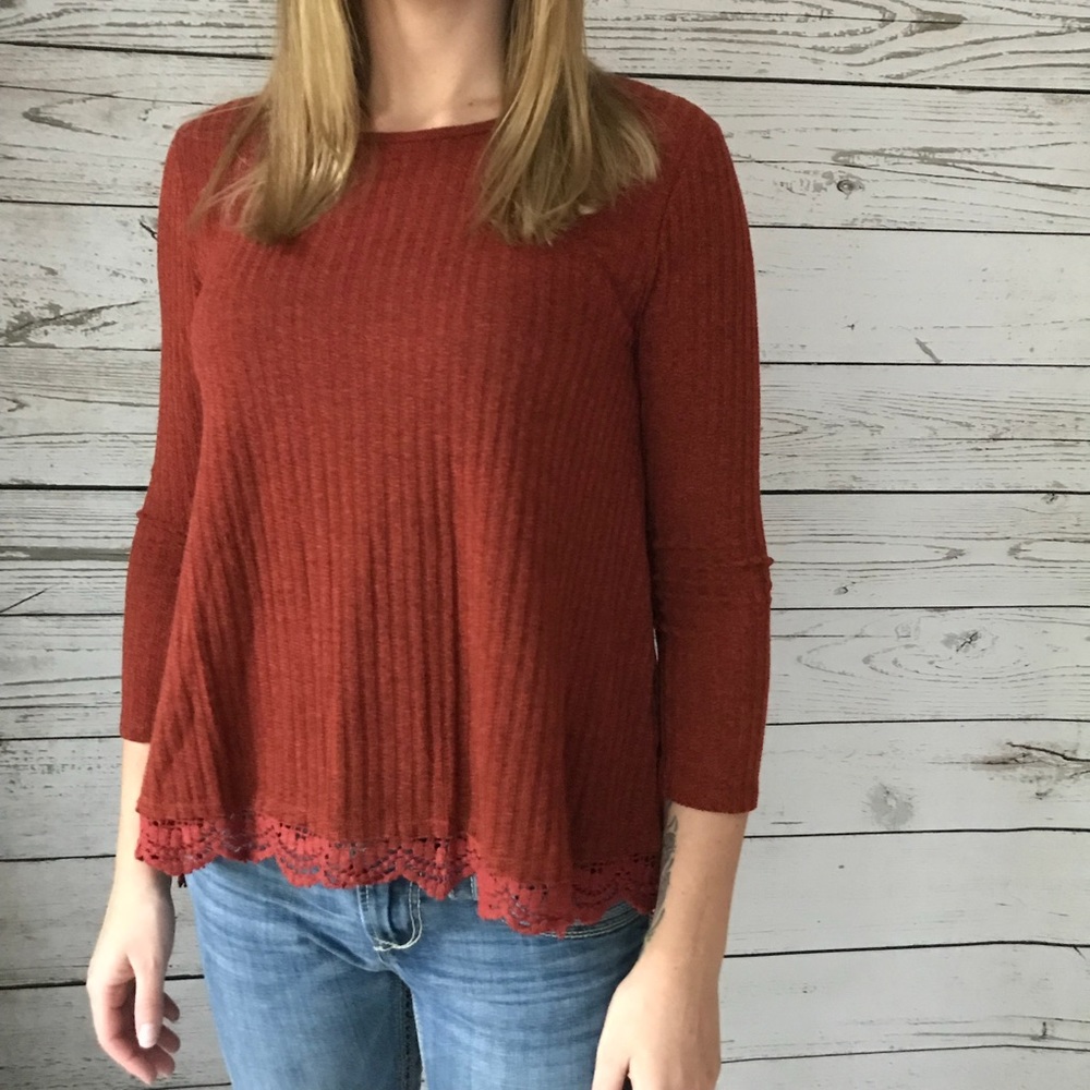 Burnt Orange High-Low 3/4 Sleeve Ribbed Shirt
