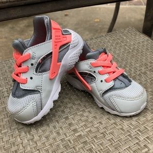 Infant Nike Huaraches