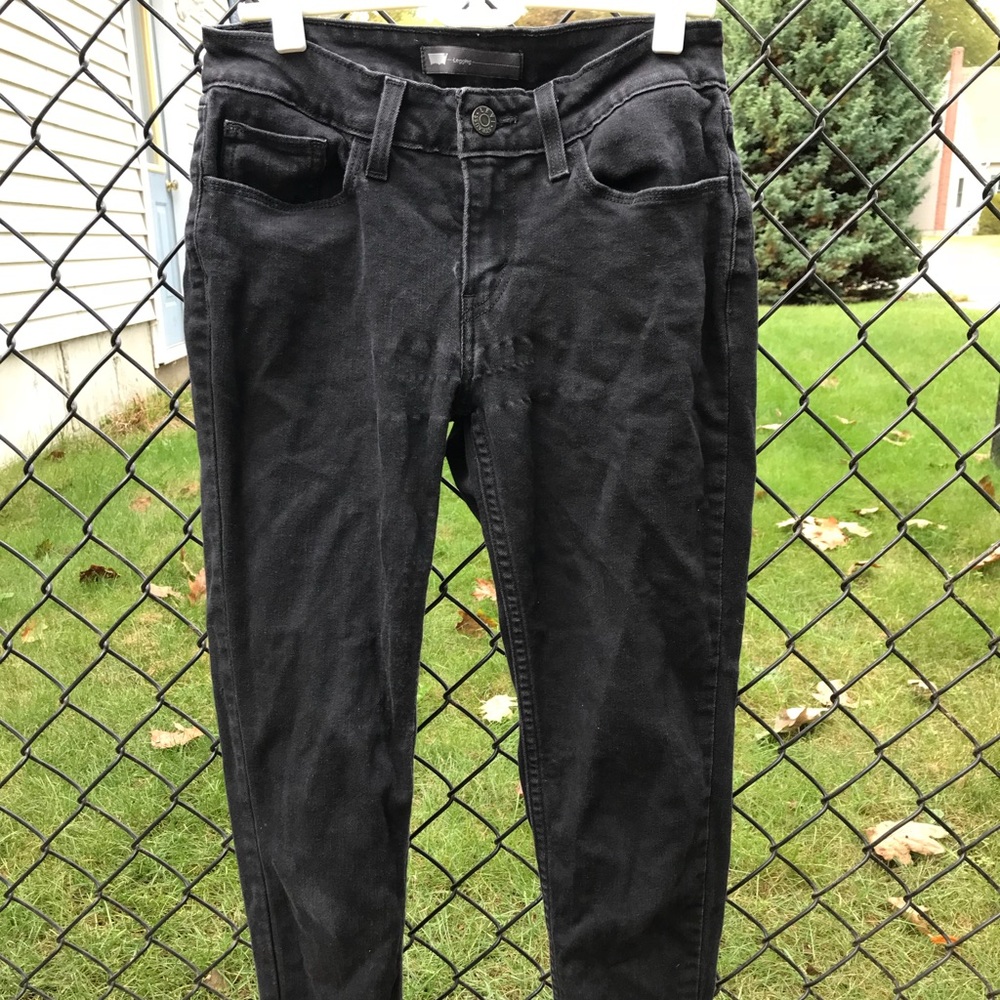 Women’s Black Levi skinny jeans Size 27