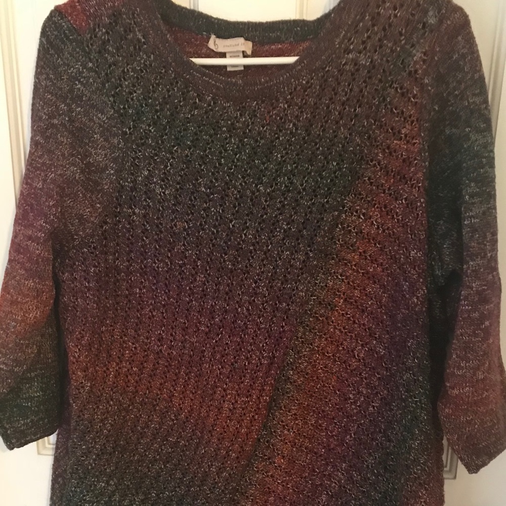 ⭐️FINAL SALE ⭐️ High/low sweater.