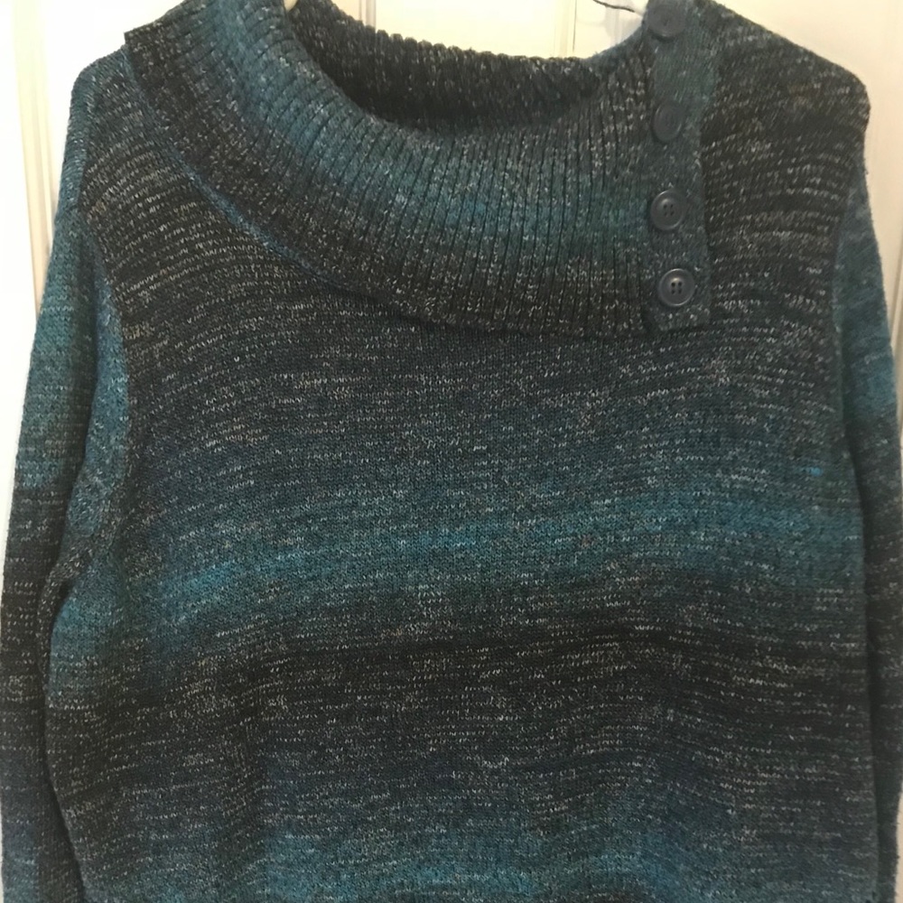 Amazing blue colors, cozy cowl neck for winter!