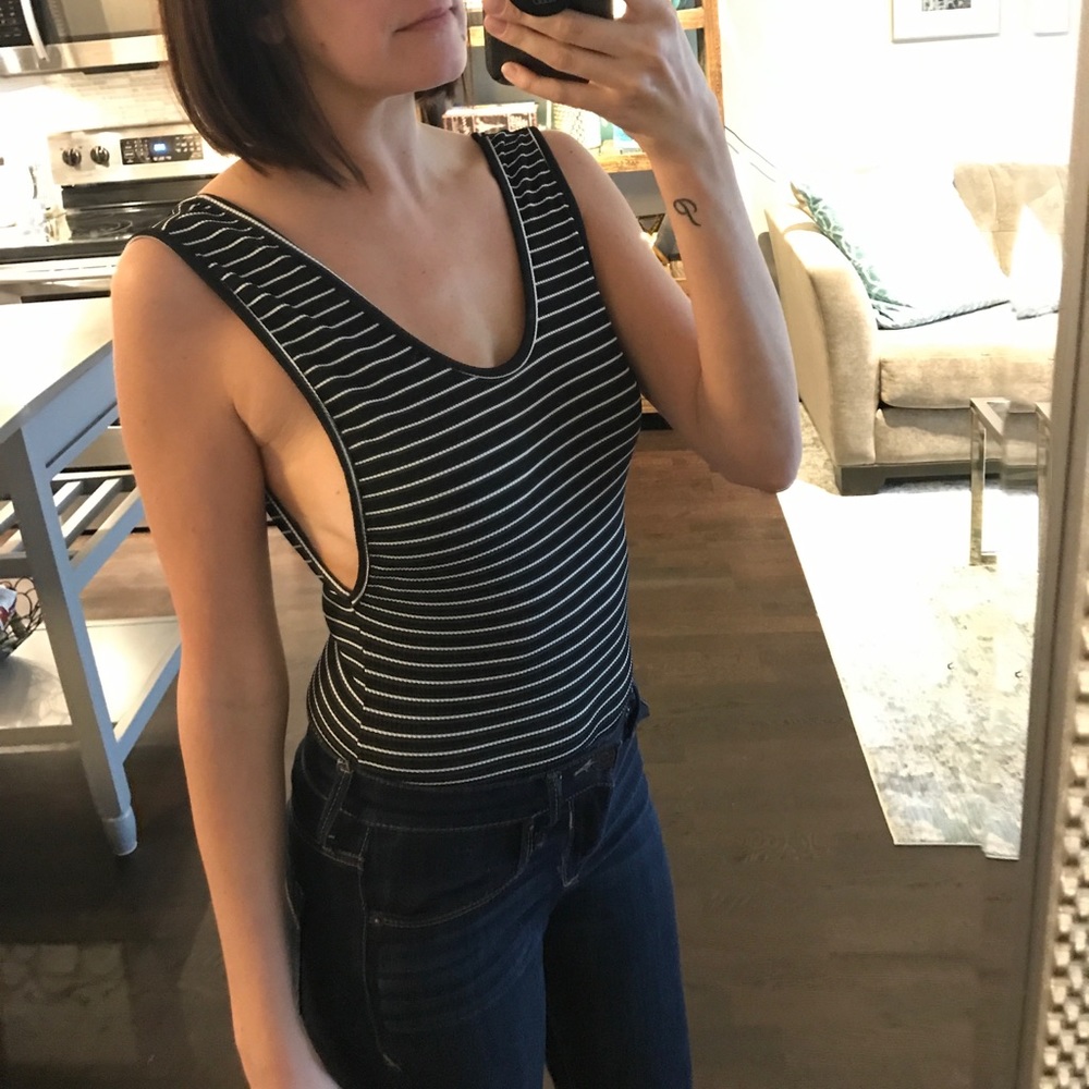 💥💥White and Black Striped Bodysuit💥💥