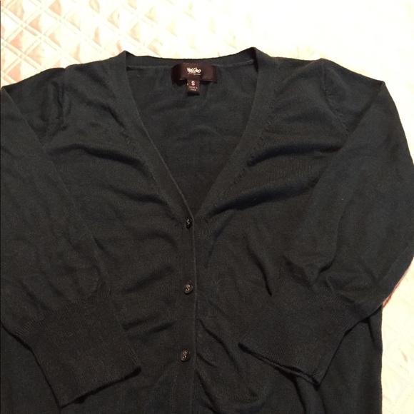 Cardigan - Picture 1 of 3