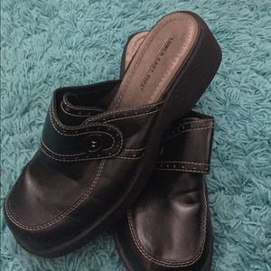 "Lower East Side" woman's 9.5 black clogs.
