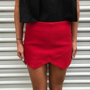 ThirtyOne Boutique Red Envelope shorts