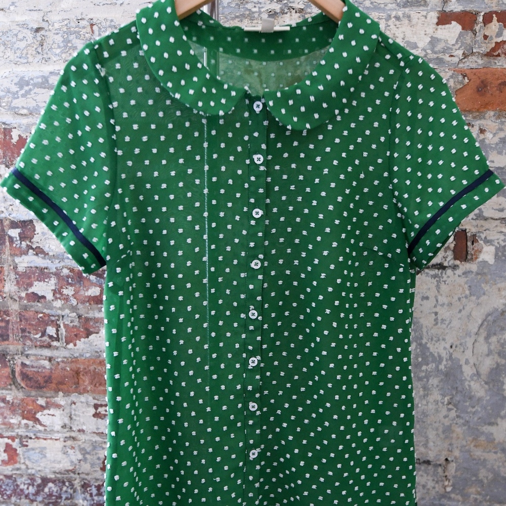 Short-sleeve button up with peter pan collar