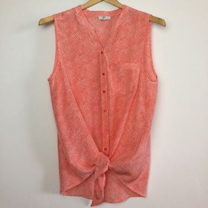 Joie Sleeveless 100% silk tie front blouse