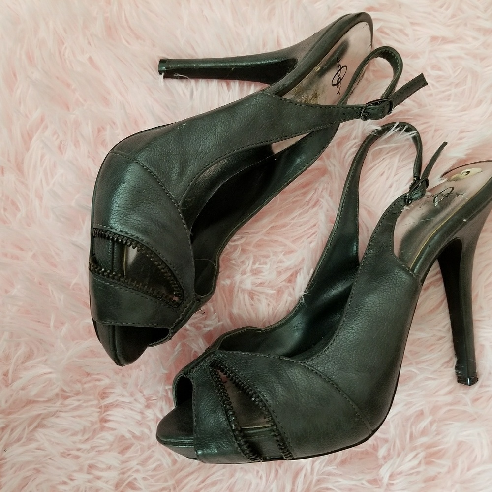 Joey Gray Zipper Heels