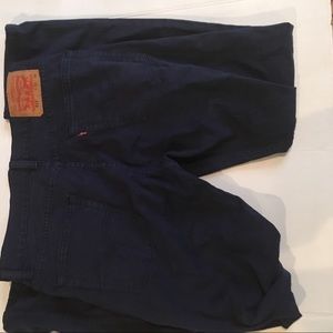Navy blue Levi jean/pants