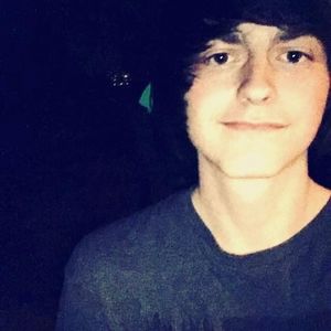 Meet your Posher, Riley