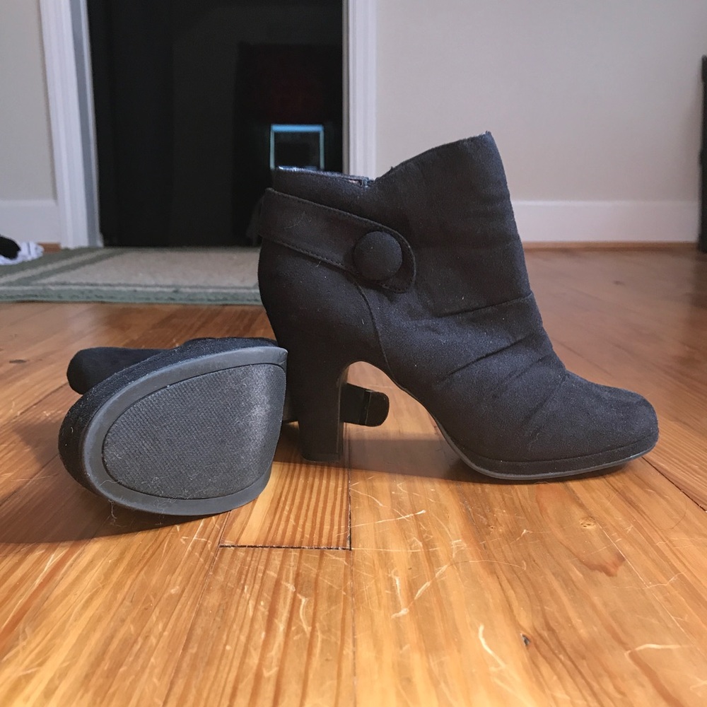 Ankle booties