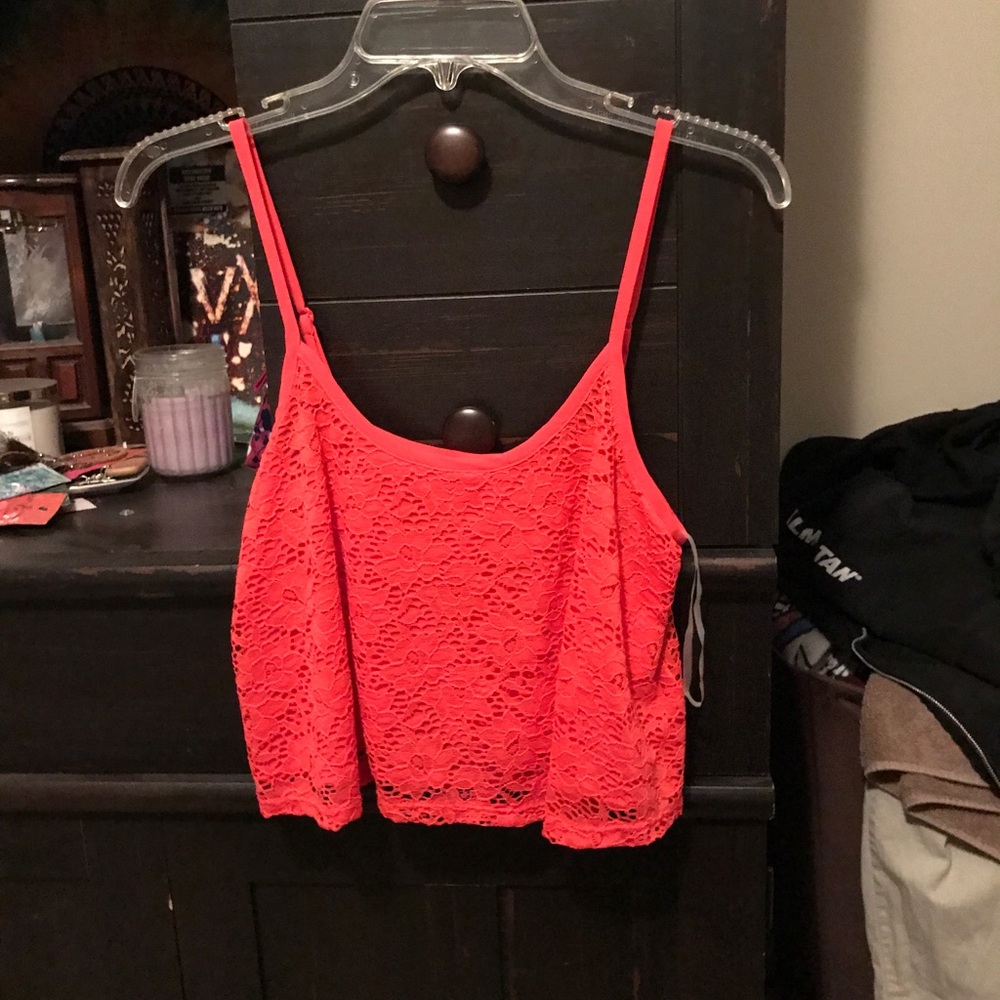 Coral crop top lace