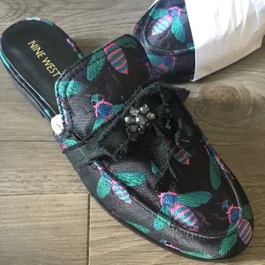Nine West Bumble Bee Mules