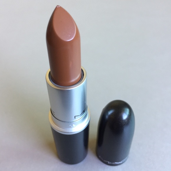mac derriere lipstick