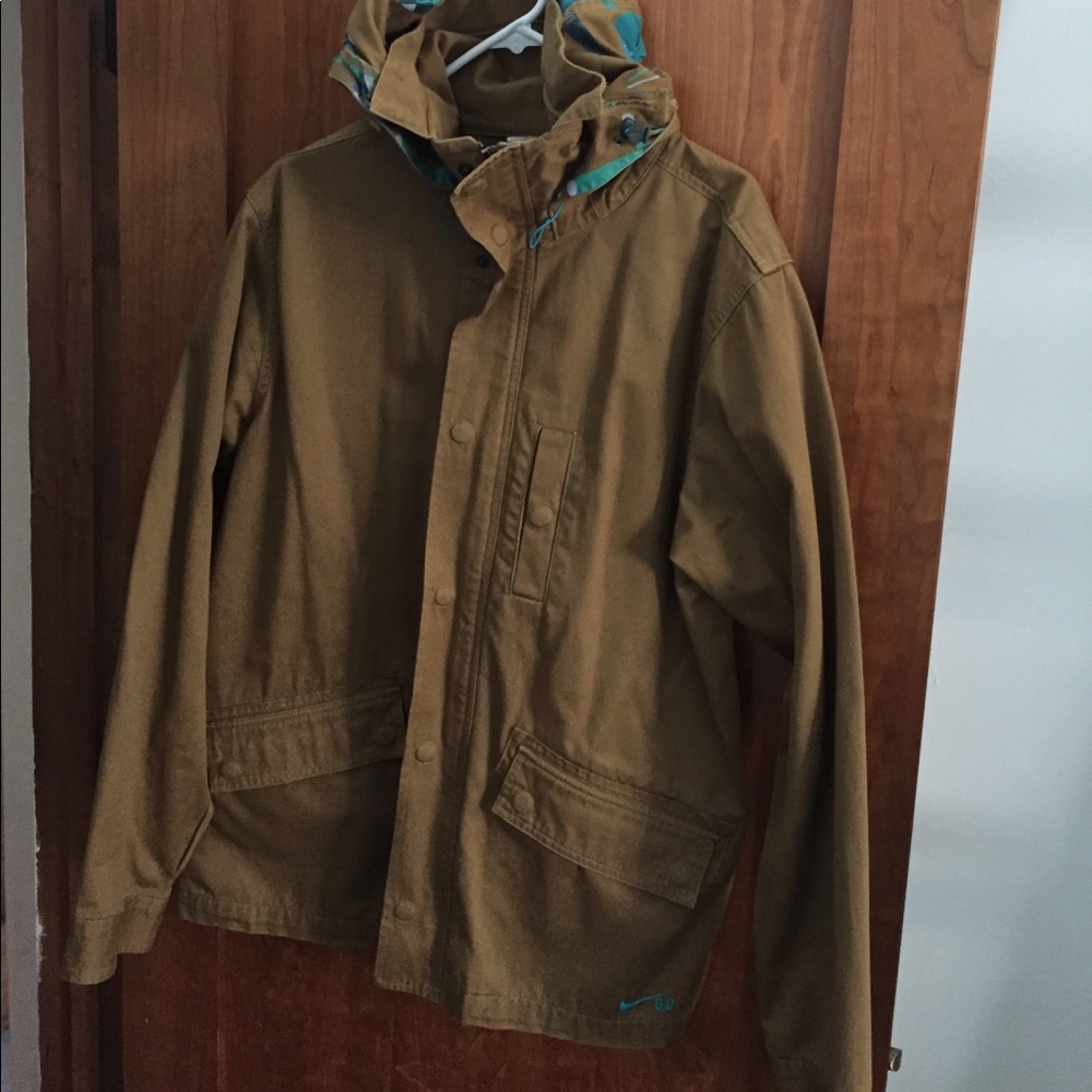 Nike 6.0 khaki army style coat