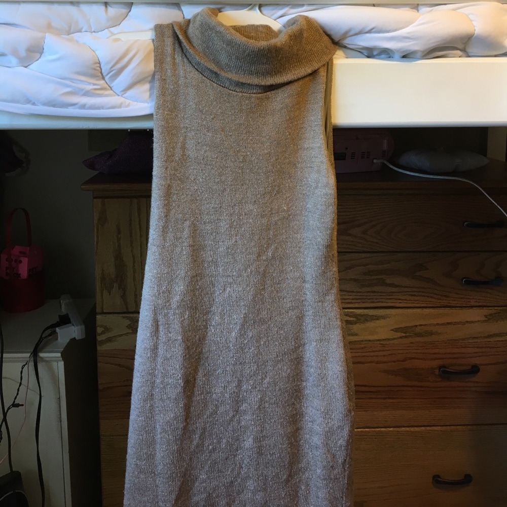 Sleeveless sweater dress