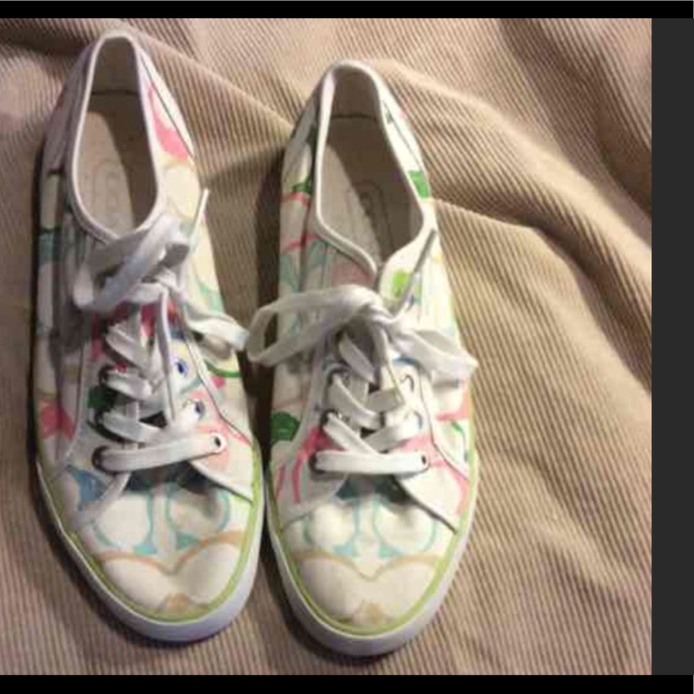 Coach scribble print tennis shoes