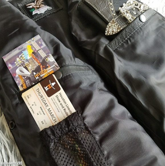 ๐โขHPโข Basic Leather Vest - Picture 4 of 9