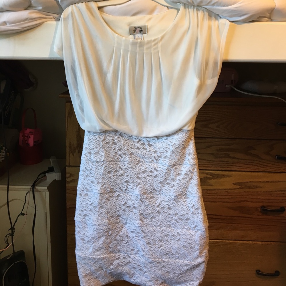 White lace dress