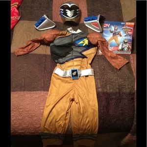 Gold Power Ranger Dino Supercharge 5pc. Costume