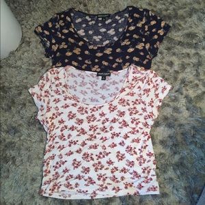 2 size large crop tops