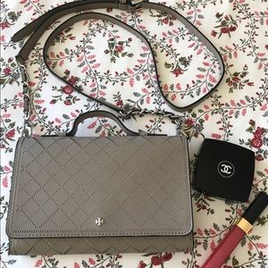 Brand New Tory Burch wallet on chain.