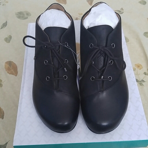 Aetrex Leah Bootie - Picture 3 of 8