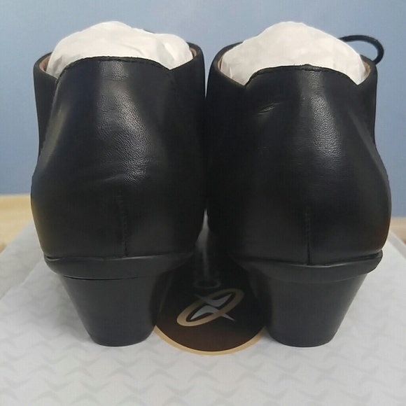 Aetrex Leah Bootie - Picture 5 of 8