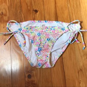 VS bikini bottoms