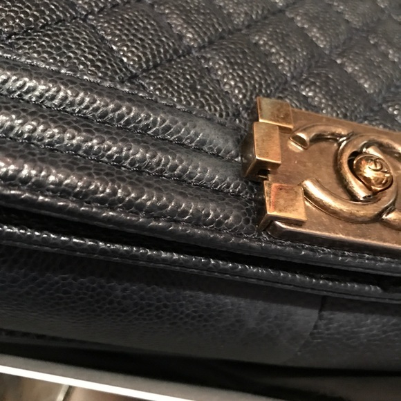 Pre-owned chanel navy new-medium boy bag - Picture 3 of 8