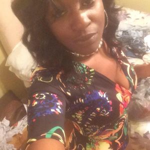 Meet your Posher, Dequila