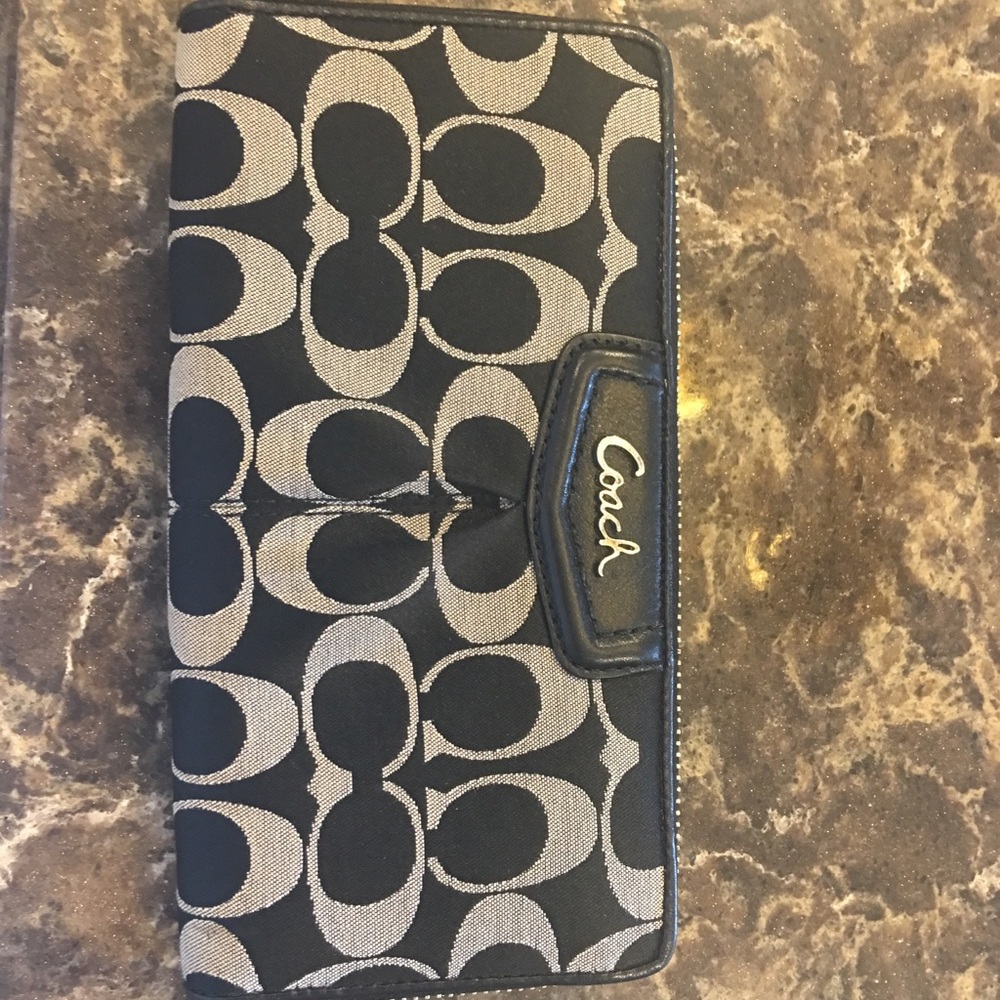 Coach wallet