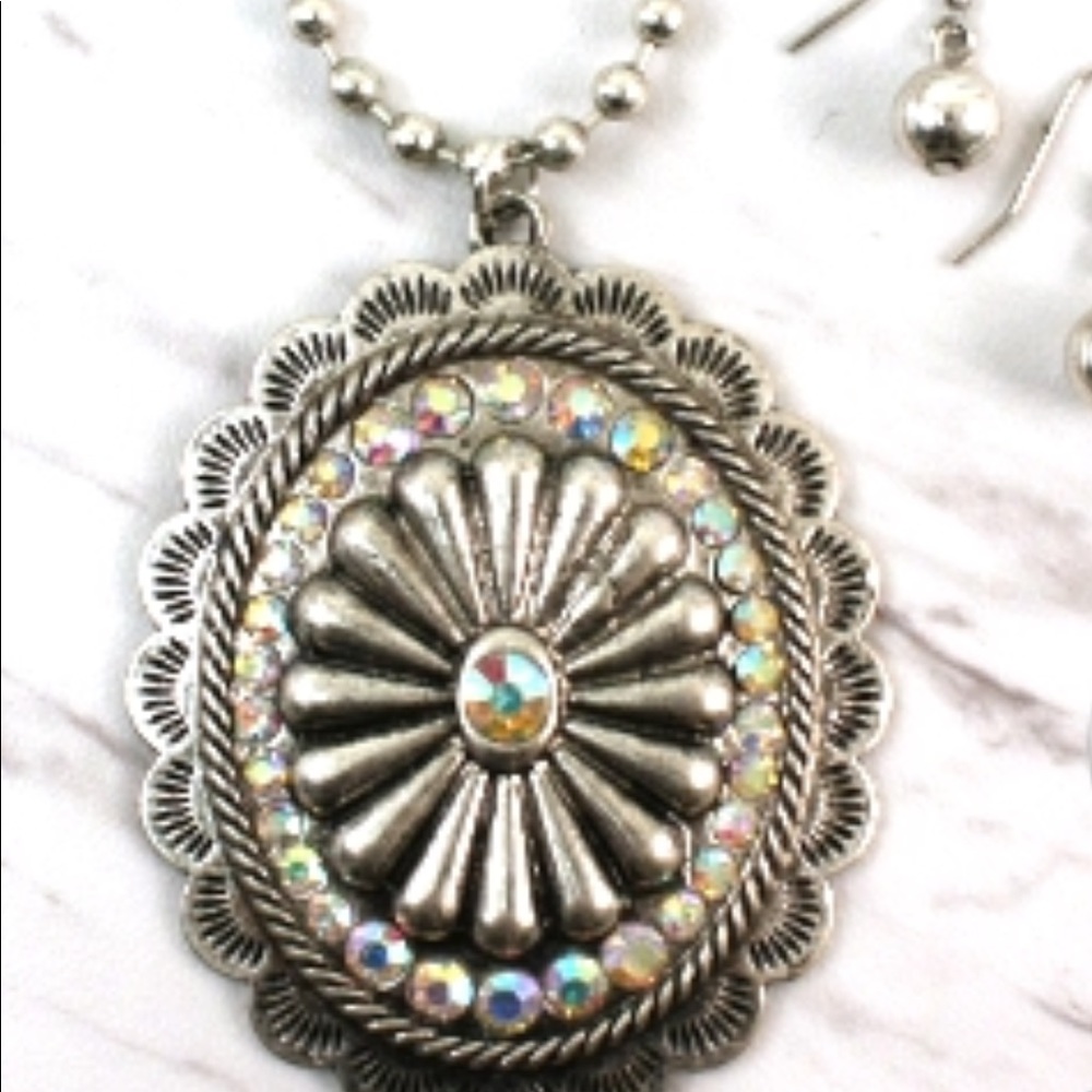 Silver Concho necklace and earring set