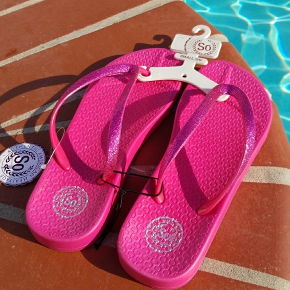 pink sparkly flip flops