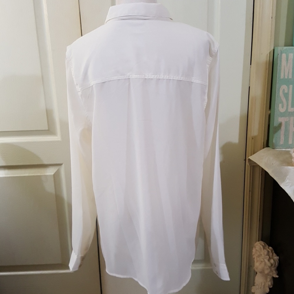 *Sold In Bundle* True Freedom Blouse. - Picture 5 of 8