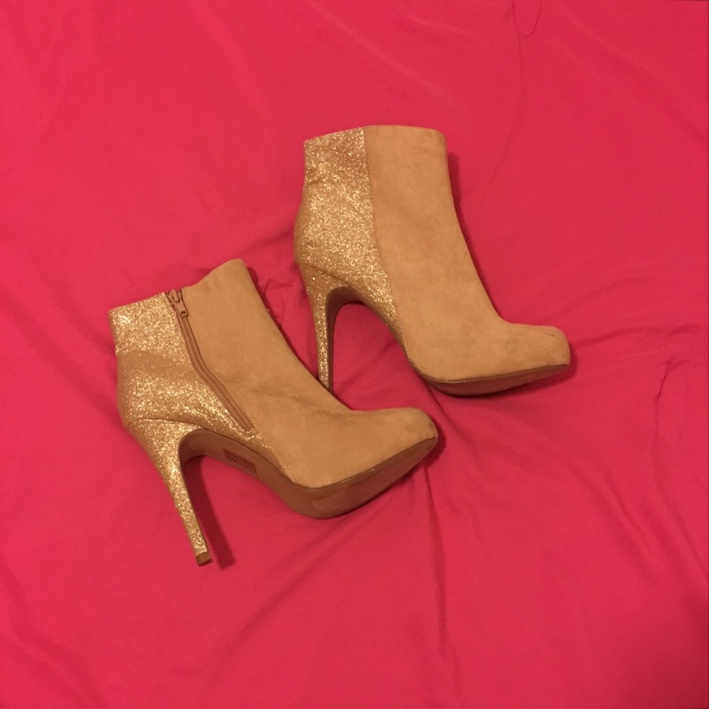 Forever 21 booties