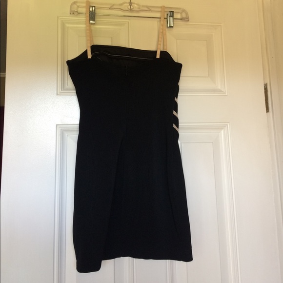 Sophisticated Tank - Picture 2 of 3